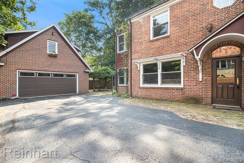 1015 MARTIN Place, Ann Arbor, MI 48104 — Photo 47