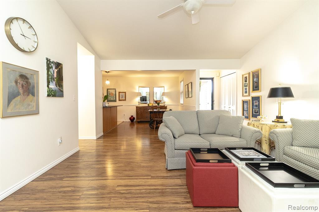 17438 N LUCILLE Circle, 17, New Boston, MI 48164 — Photo 9
