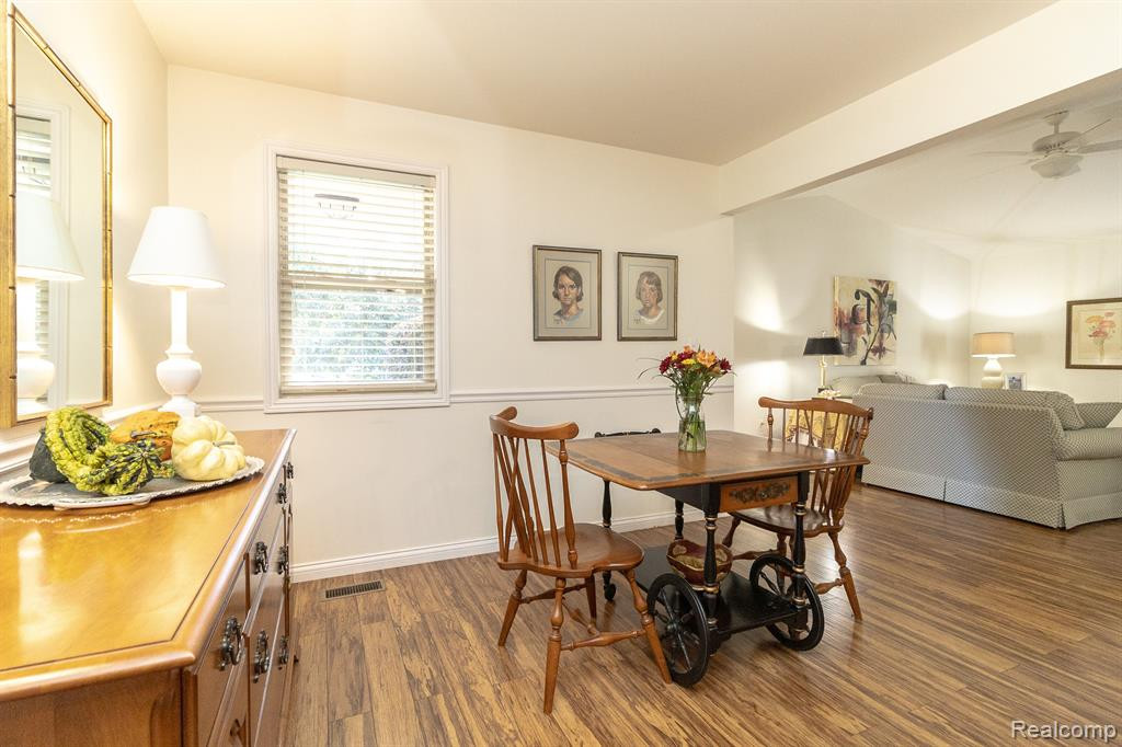 17438 N LUCILLE Circle, 17, New Boston, MI 48164 — Photo 11