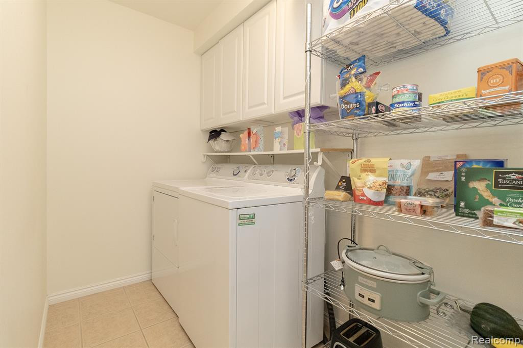 17438 N LUCILLE Circle, 17, New Boston, MI 48164 — Photo 18