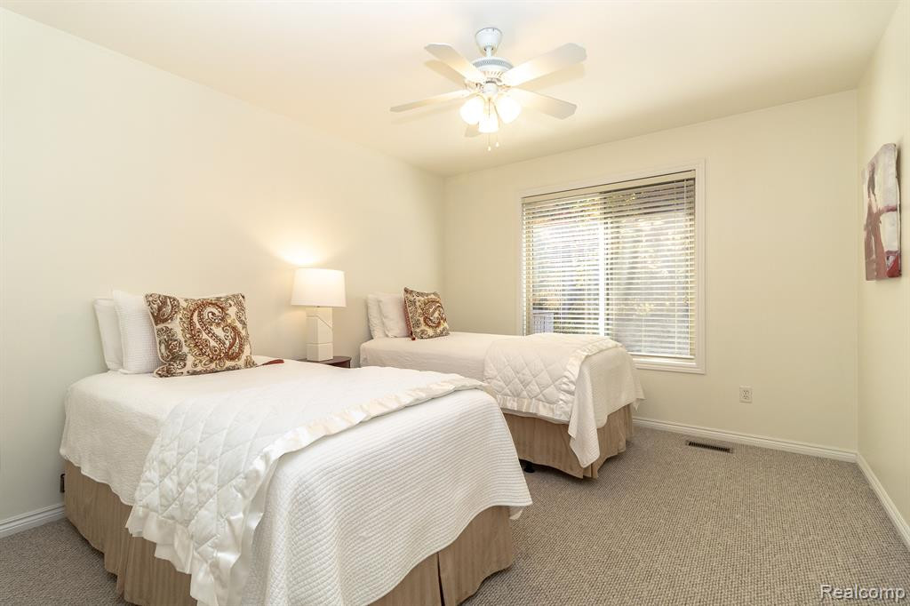17438 N LUCILLE Circle, 17, New Boston, MI 48164 — Photo 27