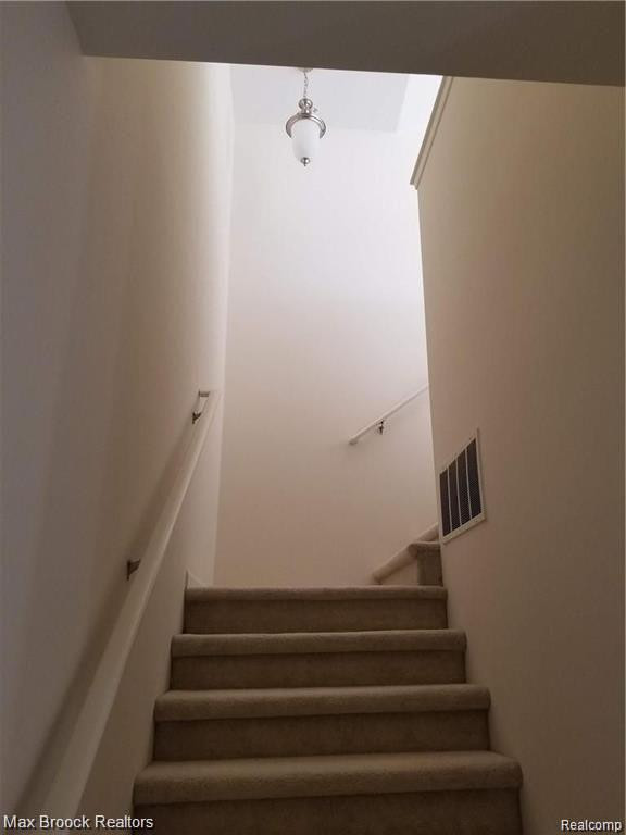 27200 CHESAPEAKE Circle, Walled Lake, MI 48390 — Photo 3
