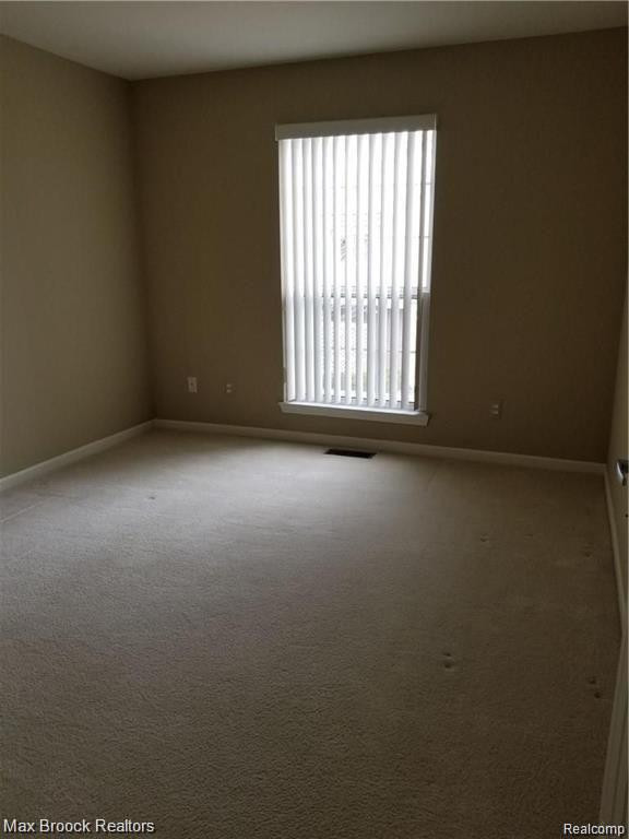 27200 CHESAPEAKE Circle, Walled Lake, MI 48390 — Photo 10