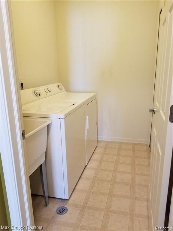 27200 CHESAPEAKE Circle, Walled Lake, MI 48390 — Photo 11