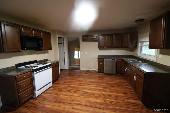 9012 LAPEER Road, Mayfield, MI 48744 — Photo 2