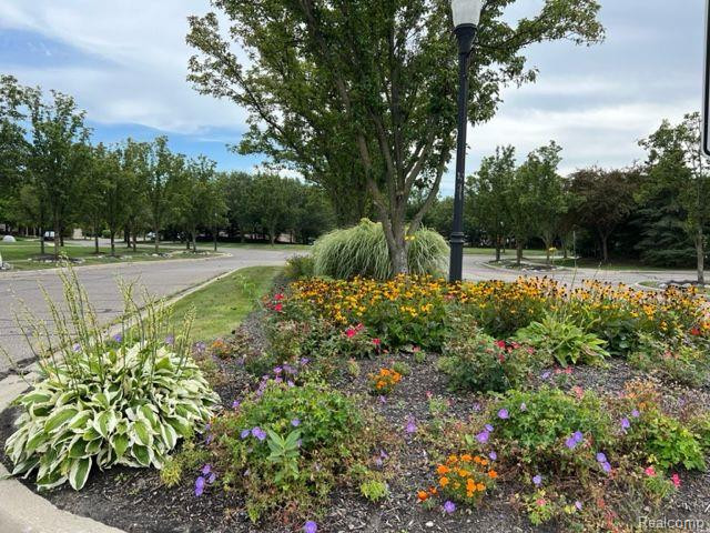 4041 BERKELEY Avenue, Canton, MI 48188 — Photo 18