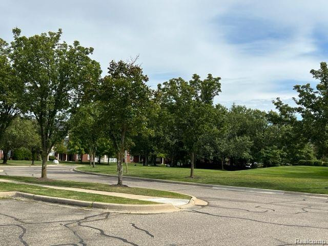 4041 BERKELEY Avenue, Canton, MI 48188 — Photo 19