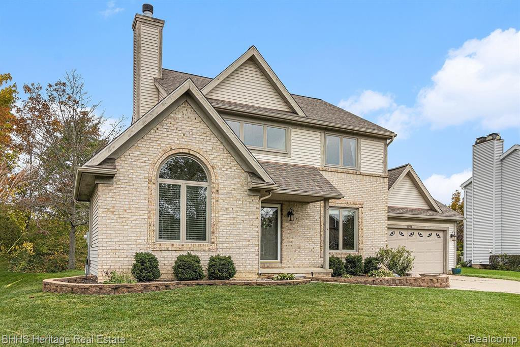 1395 WEDGEWOOD Drive, Saline, MI 48176 — Photo 3