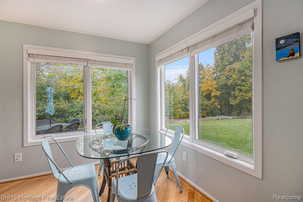 1395 WEDGEWOOD Drive, Saline, MI 48176 — Photo 13