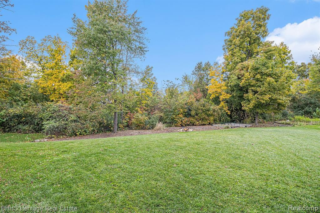 1395 WEDGEWOOD Drive, Saline, MI 48176 — Photo 30