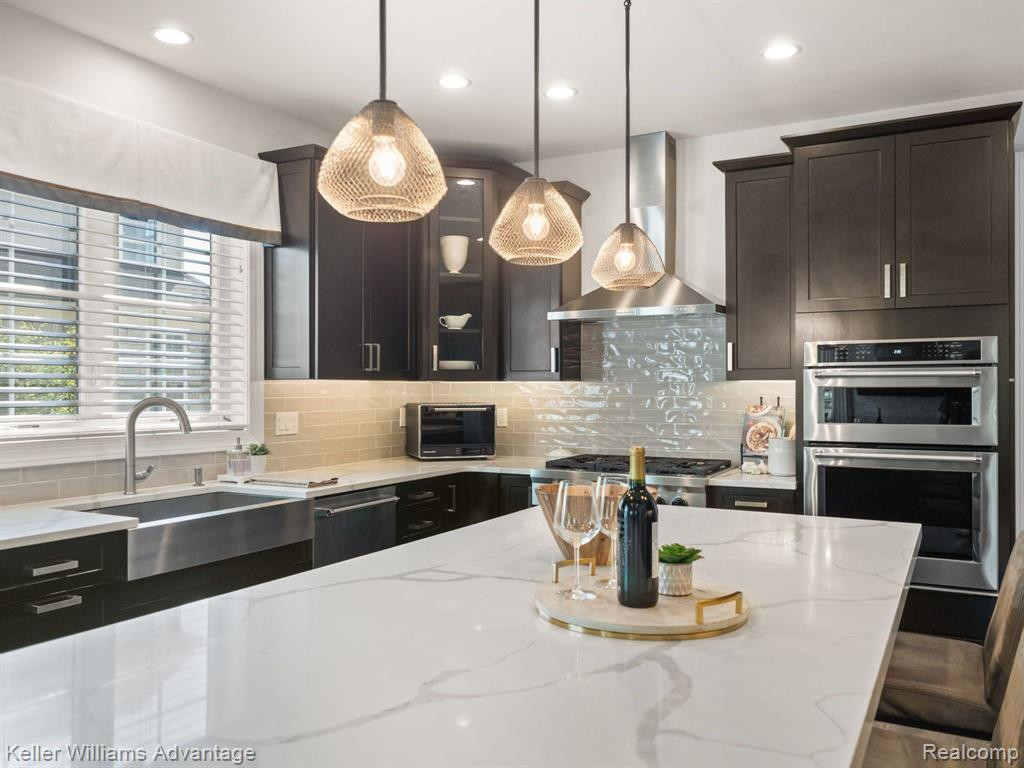 23976 Seminole Court, Novi, MI — Photo 10