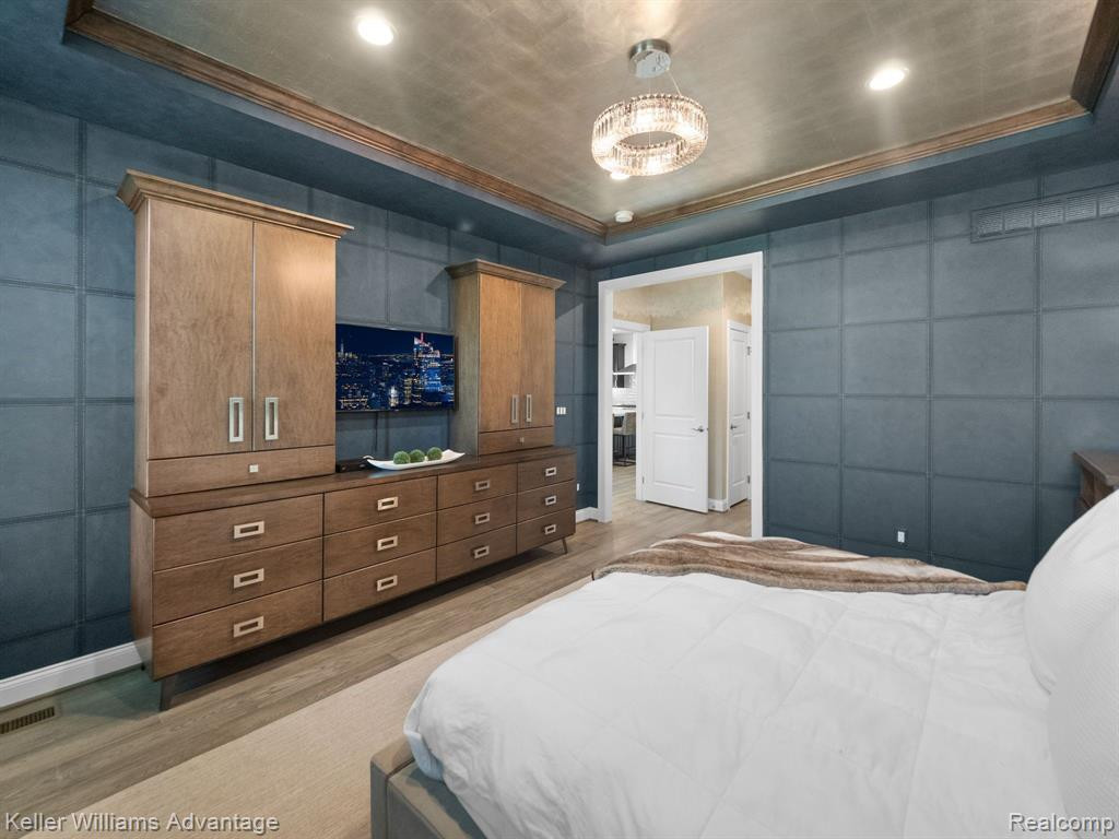 23976 Seminole Court, Novi, MI — Photo 17