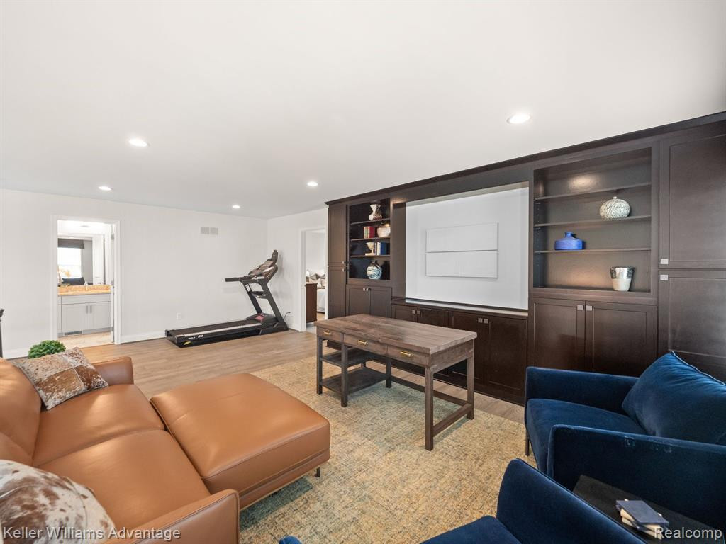 23976 Seminole Court, Novi, MI — Photo 22