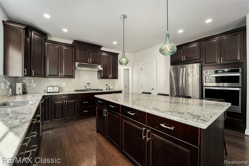 42832 CARDINAL Way, 47, Novi, MI — Photo 13