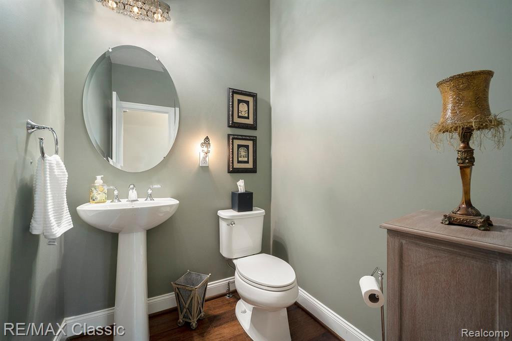 42832 CARDINAL Way, 47, Novi, MI — Photo 17