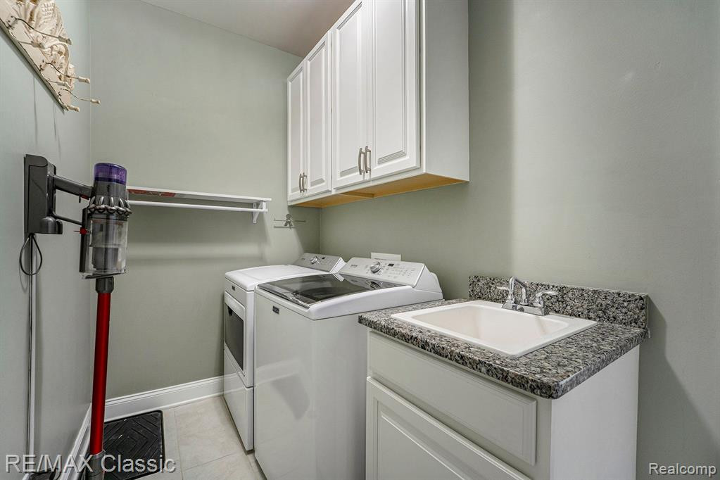 42832 CARDINAL Way, 47, Novi, MI — Photo 18