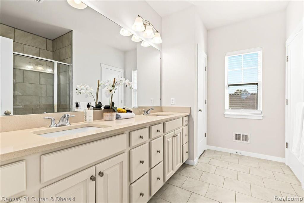 383 TRAILWOODS, Ann Arbor, MI 48103 — Photo 26