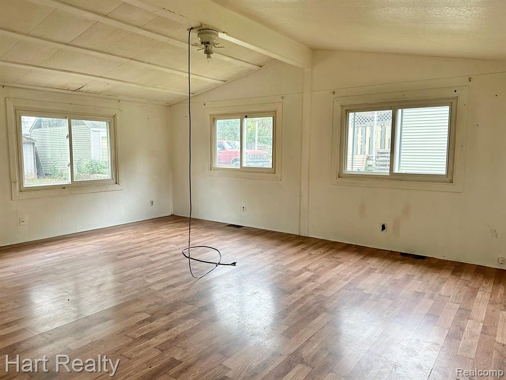 6848 SAGINAW Street, North Branch, MI 48461 — Photo 3
