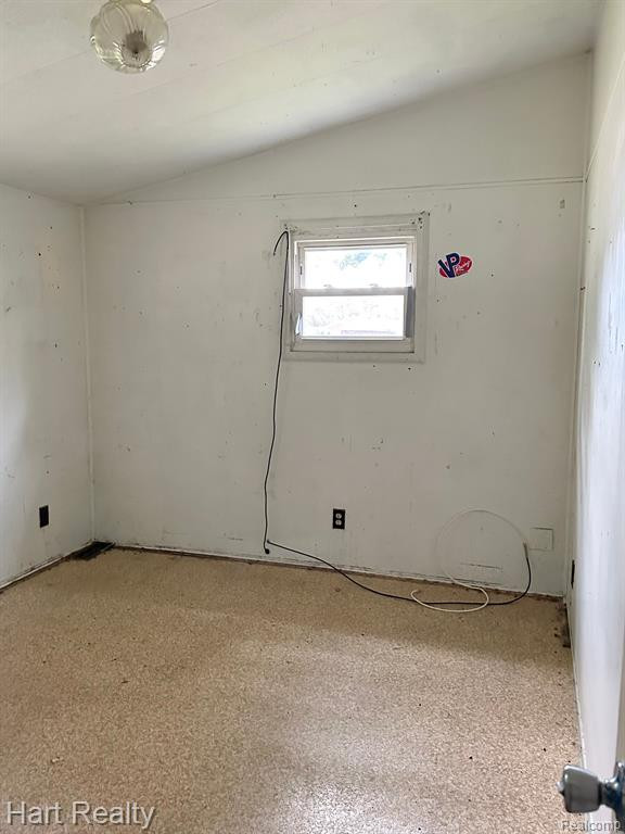 6848 SAGINAW Street, North Branch, MI 48461 — Photo 8