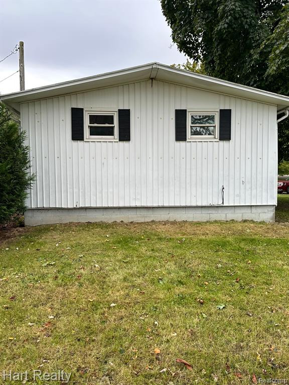 6848 SAGINAW Street, North Branch, MI 48461 — Photo 15