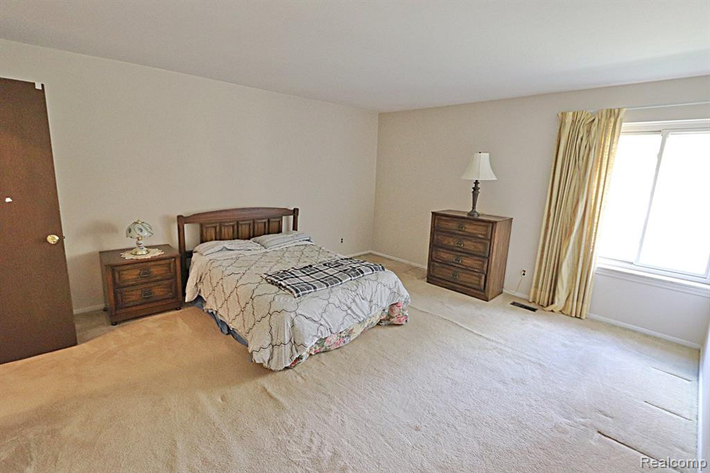 29473 BOBRICH Street, 74, Livonia, MI 48152 — Photo 29