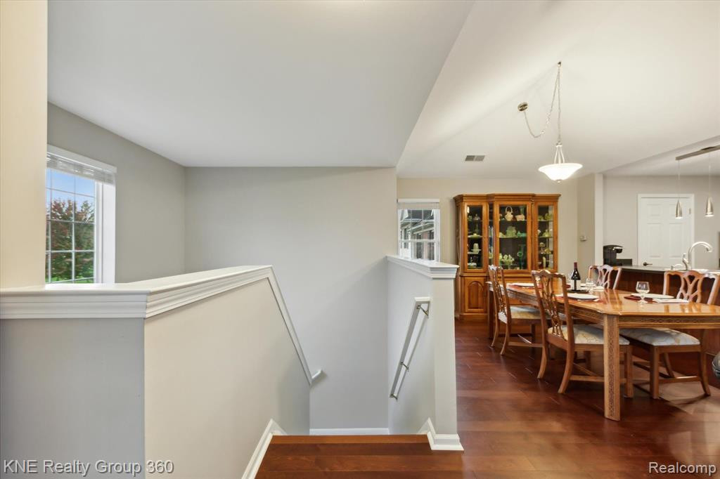 1106 RIAL LAKE Drive, Howell, MI 48843 — Photo 4