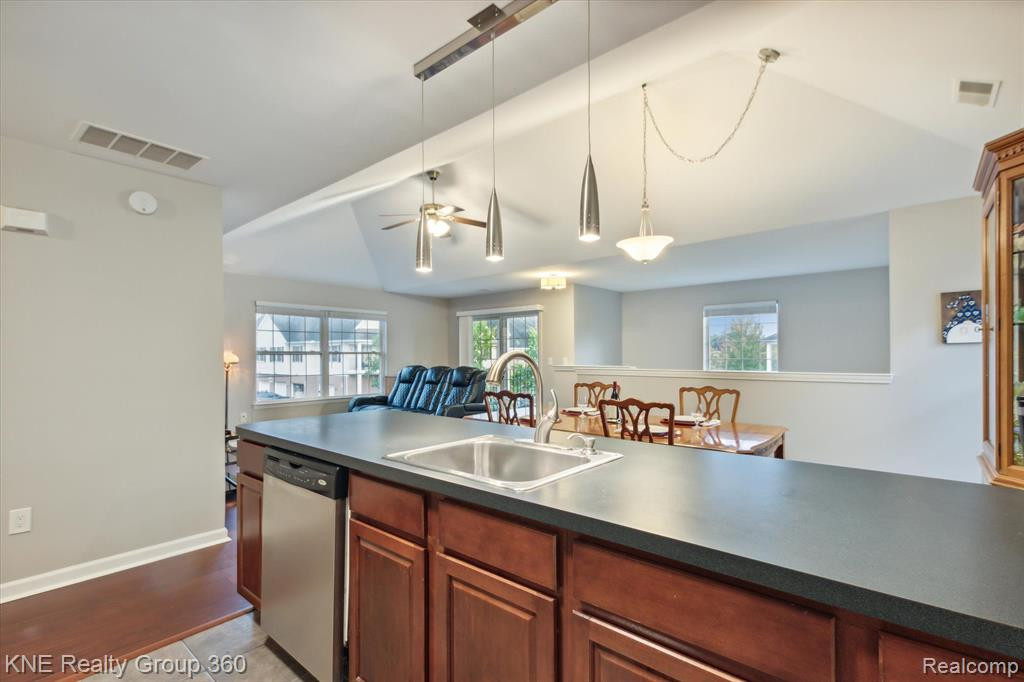 1106 RIAL LAKE Drive, Howell, MI 48843 — Photo 9