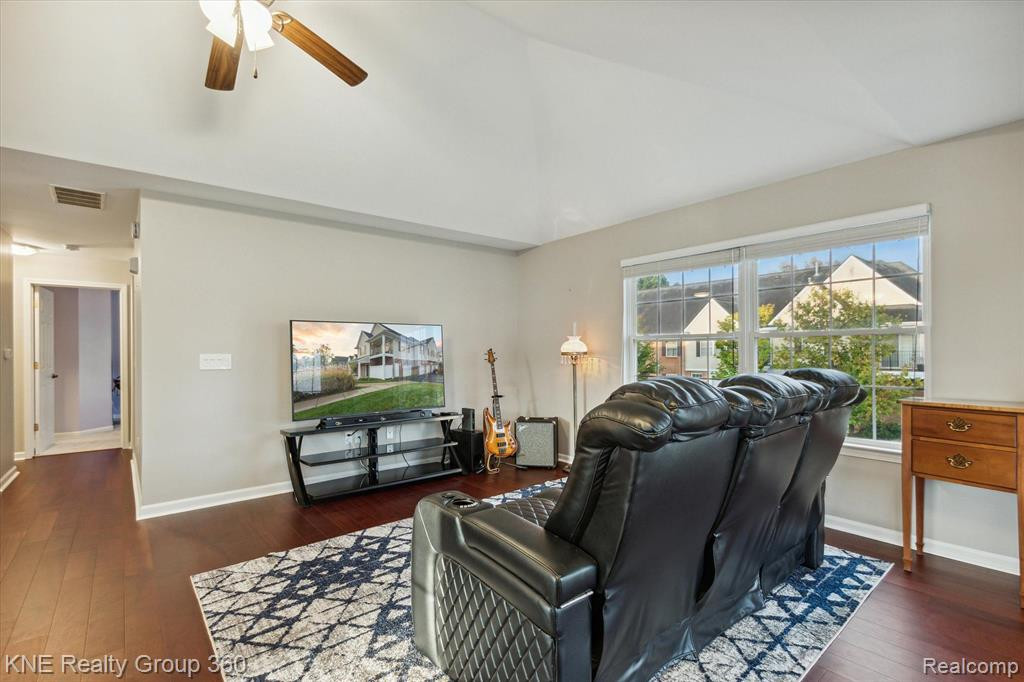 1106 RIAL LAKE Drive, Howell, MI 48843 — Photo 13