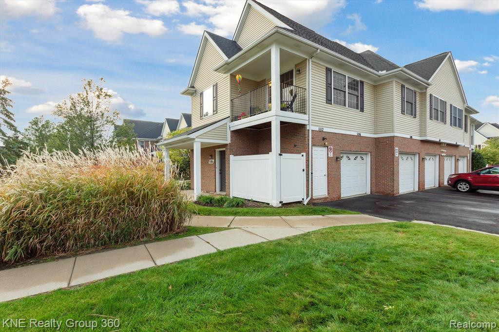 1106 RIAL LAKE Drive, Howell, MI 48843 — Photo 31