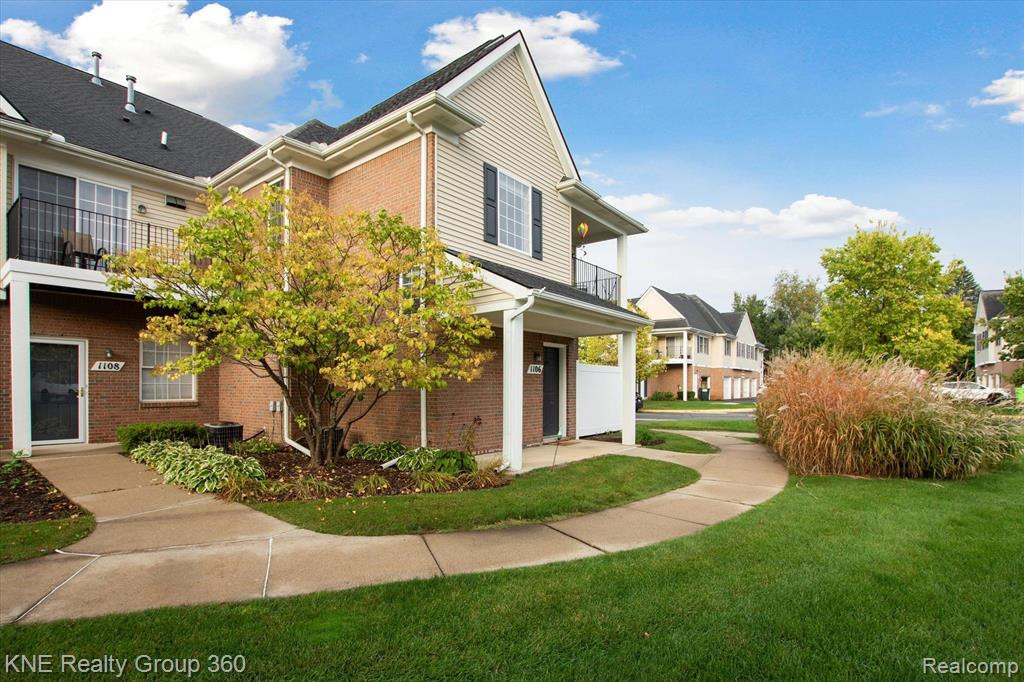 1106 RIAL LAKE Drive, Howell, MI 48843 — Photo 32