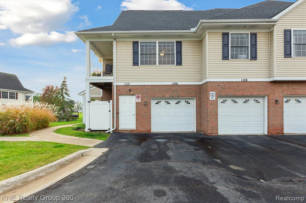1106 RIAL LAKE Drive, Howell, MI 48843 — Photo 34