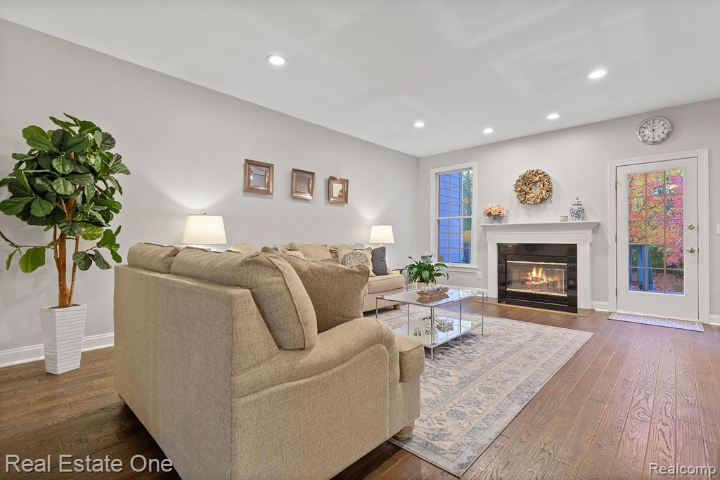 26416 FIELDSTONE Drive, Novi, MI — Photo 7