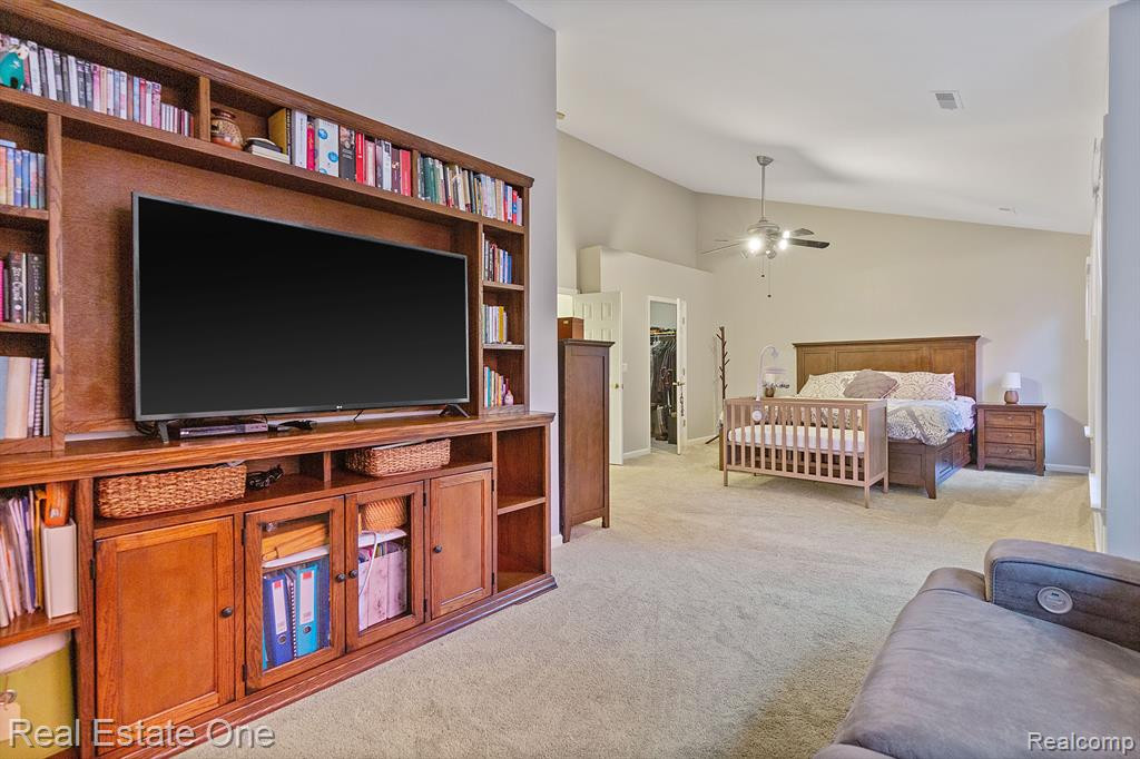 26416 FIELDSTONE Drive, Novi, MI — Photo 15