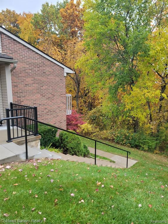 390 SPRING BROOKE Drive, Brighton, MI 48116 — Photo 27