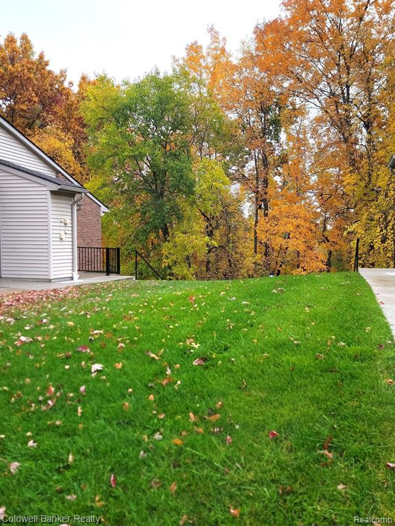 390 SPRING BROOKE Drive, Brighton, MI 48116 — Photo 29