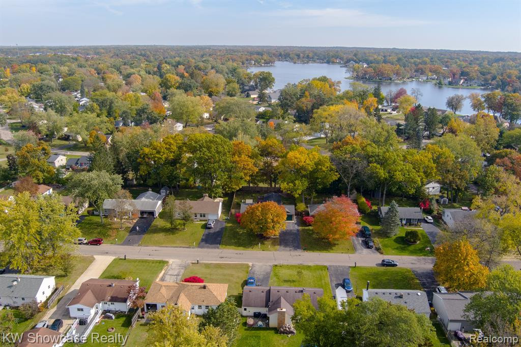2430 TERRY Street, Wolverine Lake, MI 48390 — Photo 7