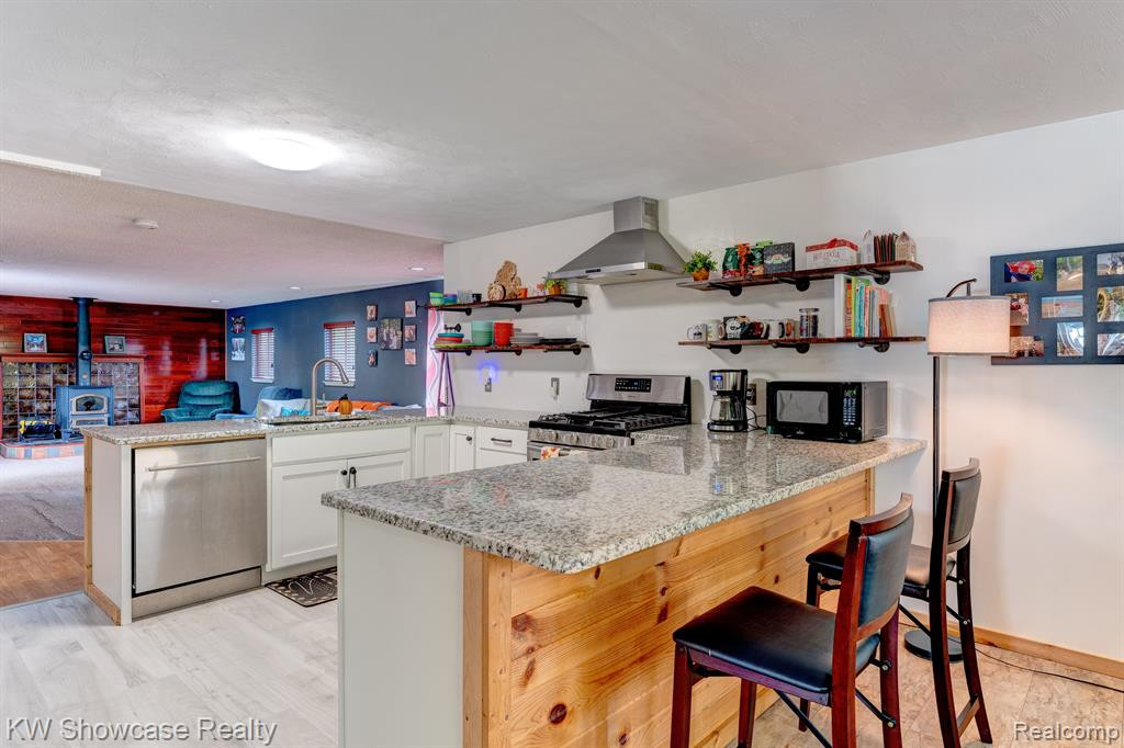 2430 TERRY Street, Wolverine Lake, MI 48390 — Photo 12
