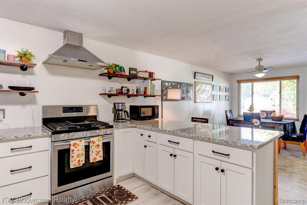 2430 TERRY Street, Wolverine Lake, MI 48390 — Photo 13