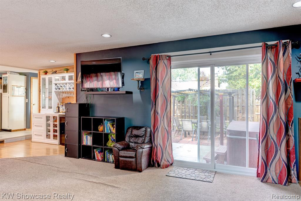 2430 TERRY Street, Wolverine Lake, MI 48390 — Photo 18