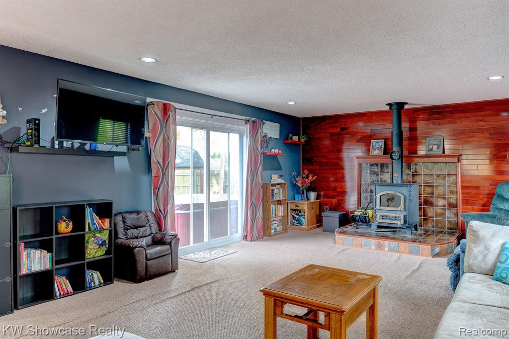 2430 TERRY Street, Wolverine Lake, MI 48390 — Photo 19