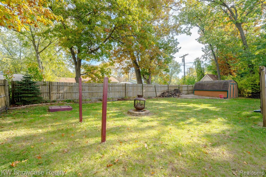 2430 TERRY Street, Wolverine Lake, MI 48390 — Photo 47
