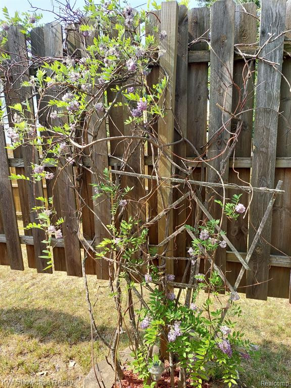2430 TERRY Street, Wolverine Lake, MI 48390 — Photo 50
