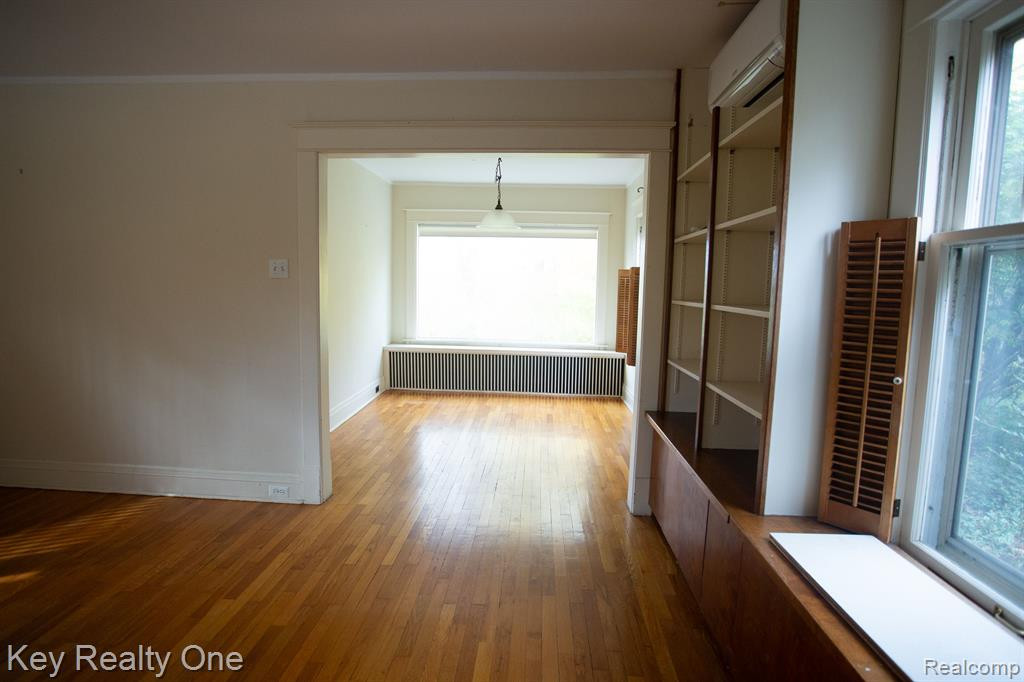 1553 Broadway Street, Ann Arbor, MI 48105 — Photo 7