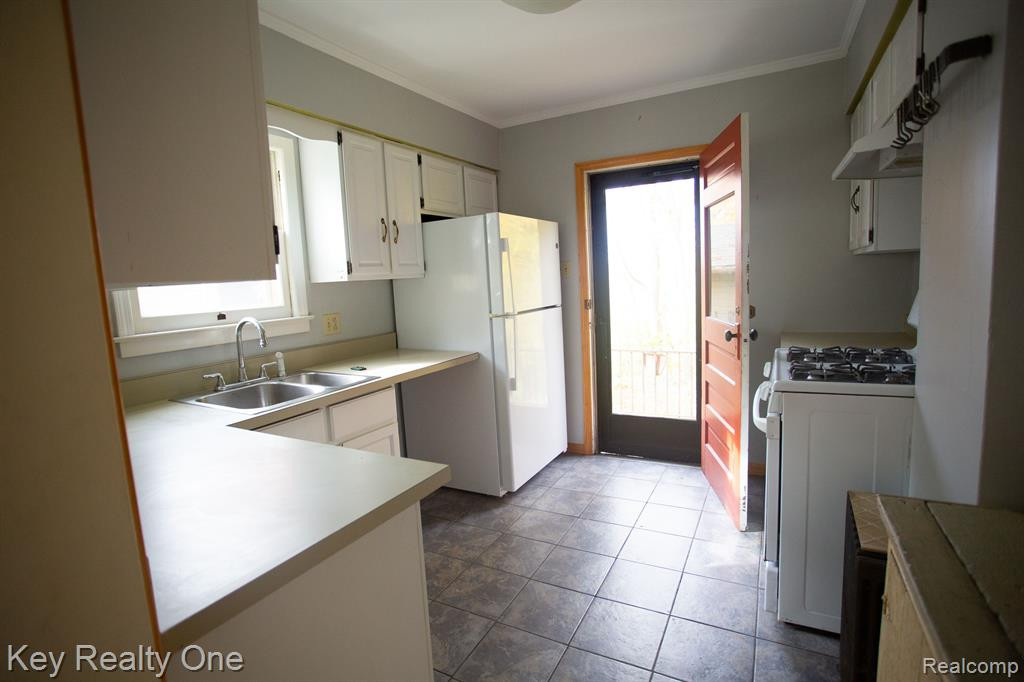 1553 Broadway Street, Ann Arbor, MI 48105 — Photo 10