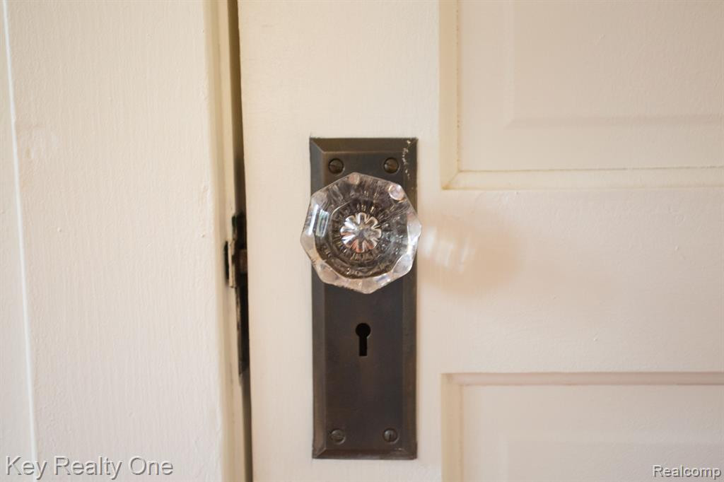 1553 Broadway Street, Ann Arbor, MI 48105 — Photo 17