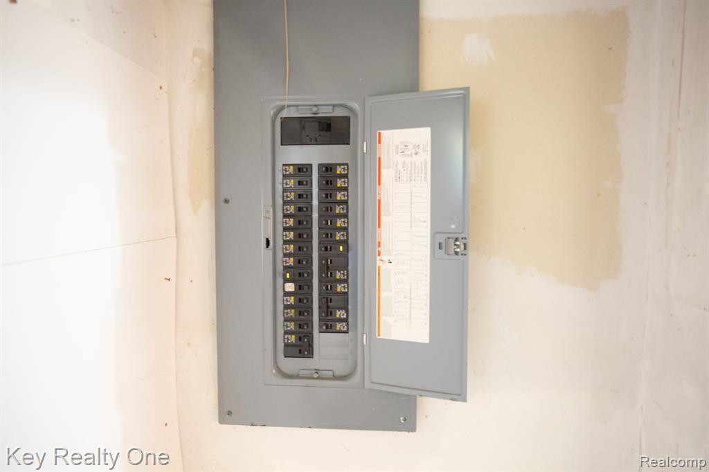 1553 Broadway Street, Ann Arbor, MI 48105 — Photo 22