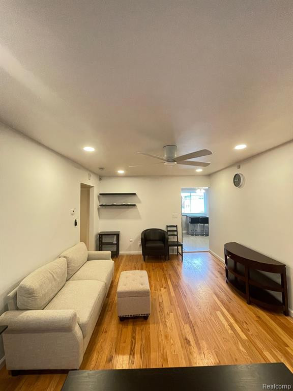 4829 MANSFIELD Avenue, Royal Oak, MI 48073 — Photo 12