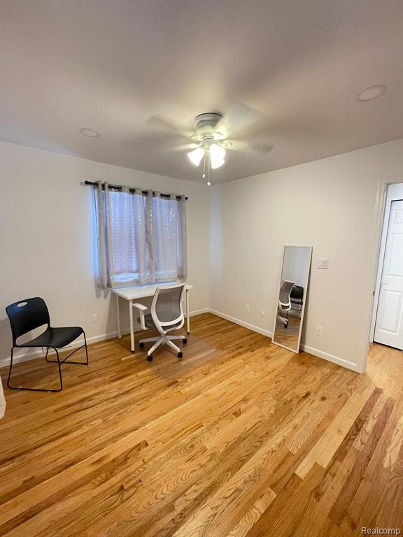 4829 MANSFIELD Avenue, Royal Oak, MI 48073 — Photo 35