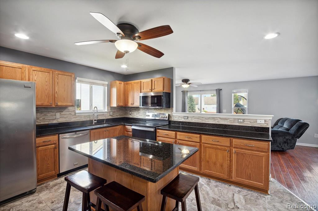 7141 Poplar Drive, Ypsilanti, MI 48197 — Photo 23
