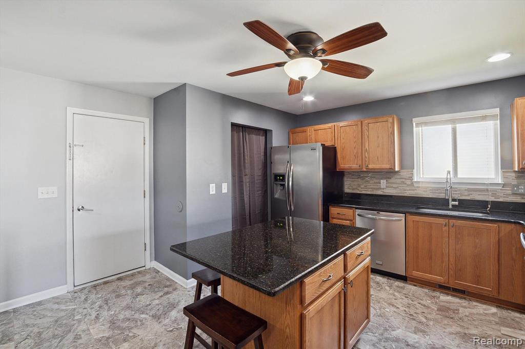 7141 Poplar Drive, Ypsilanti, MI 48197 — Photo 24
